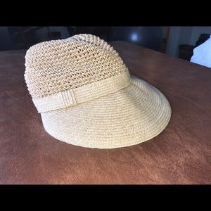 Straw cap
